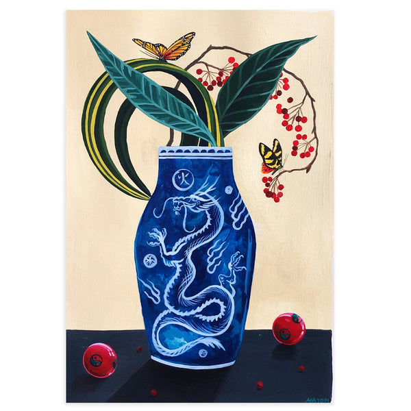 Vase with dragon